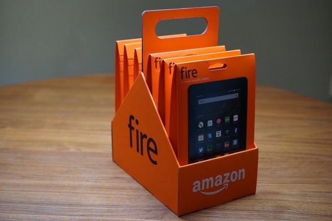 Fotografía - Anuncia Su Nuevo Amazon $ 50 Fuego tableta (con $ 250 Opción 6-Pack), la edición $ 100 Kids, The Fire HD 8, y el fuego de alta definición de 10 Su más grande de la tableta embargo,
