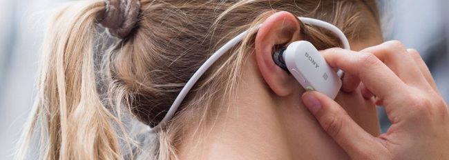 Fotografía - Inteligente B-Trainer de auriculares de Sony Para Runners estará disponible en Estados Unidos este otoño
