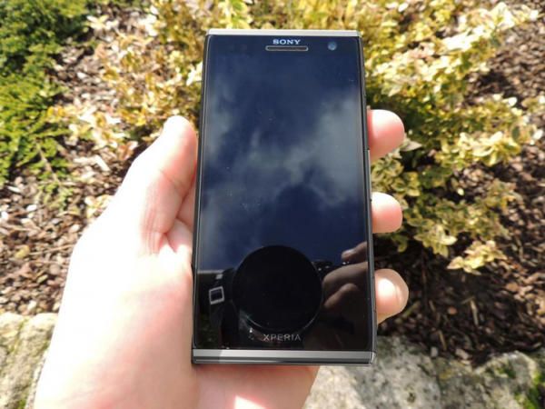 Fotografía - Sony Xperia Odin C650X vio en la naturaleza