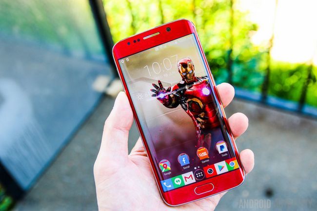 Fotografía - Convierte tu Edge Samsung Galaxy S6 en la edición de Iron Man con SlickWraps