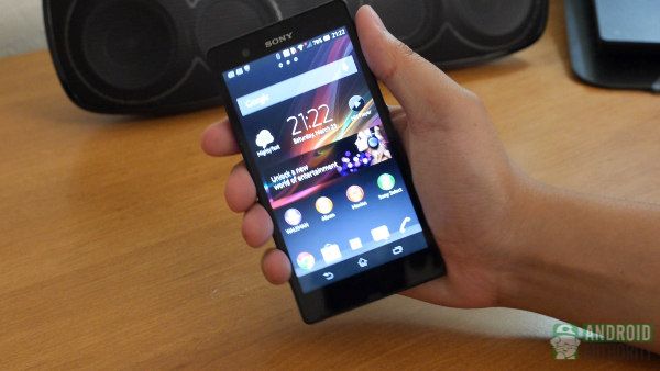 Sony Xperia Z vs Google Nexus 4 bis (8)