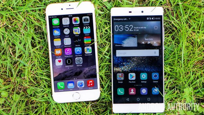Fotografía - Apple iPhone 6 vs Huawei P8 - manos en