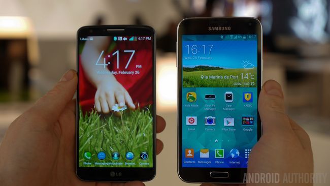 LG G2 vs Manos Samsung Galaxy S5 En -1160916