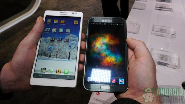 Huawei Ascend-compañero-vs-samsung-galaxy-nota-2-1