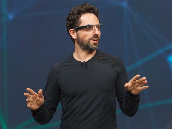 Sergey Brin demuestra Google Glass