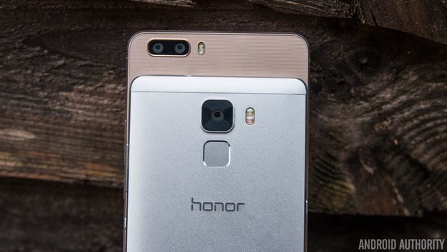 Honor-7-vs-Huawei-Honor-6-Plus-AA- (10-de-13)