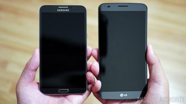 Fotografía - LG G Flex vs Samsung Galaxy Ronda - vistazo rápido