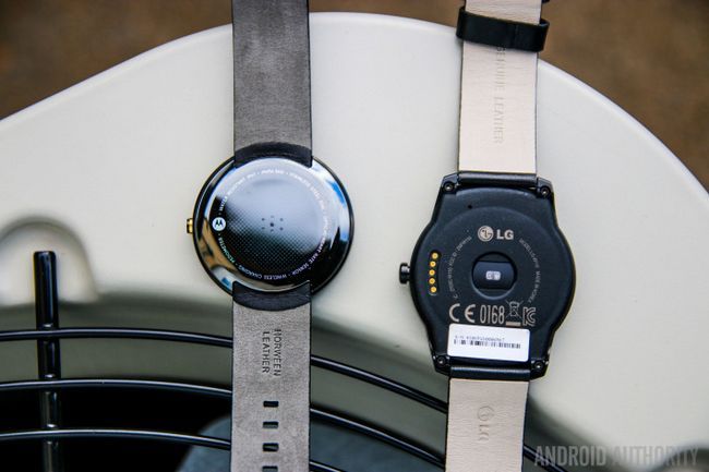 Moto 360 vs LG G Reloj R-9