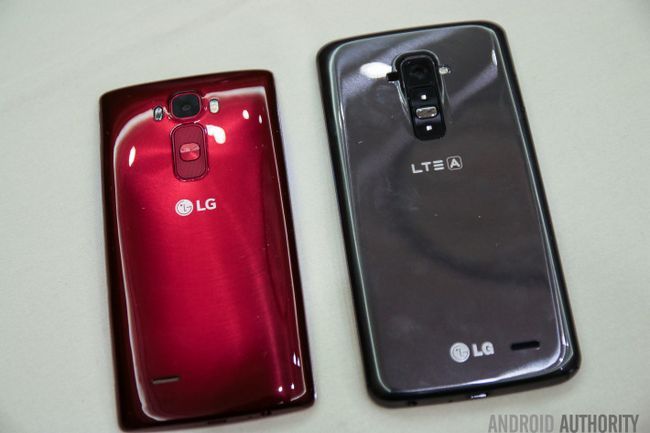 LG G Flex vs LG G Flex 02/16