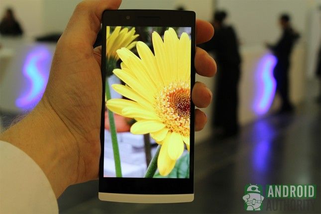 Me quedé asombrado por el mundo's first smartphone with a 1080p display - the Oppo Find 5.