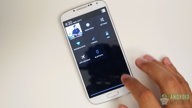 Samsung Galaxy S4 Google Play edición notificación aa sombra