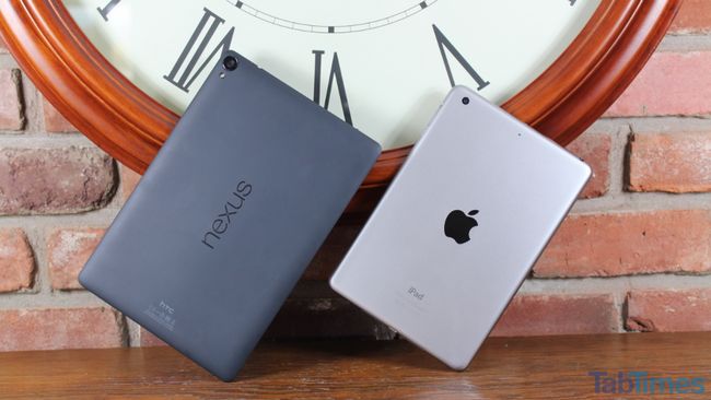 Nexus 9 Mini iPad ángulo 3 de vuelta