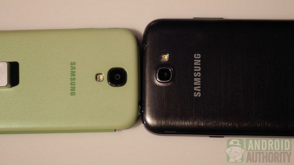 Samsung Galaxy S4 vs Galaxy Note 2 3 aa 600
