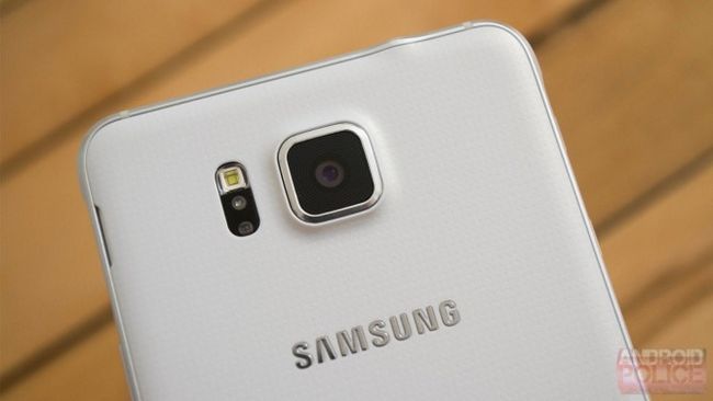 Fotografía - Samsung Galaxy Alfa En AT & T Obtiene actualización OTA Traer mejoras menores