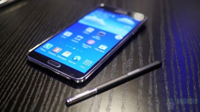 Samsung Galaxy Note 3 con S pluma.