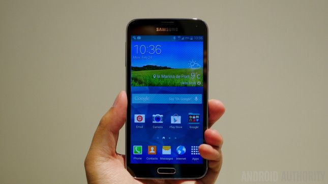 Manos Samsung Galaxy S5 en MWC 2014 hasta 1.160.049