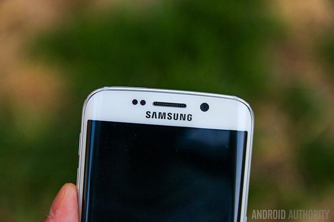 Samsung-Galaxy-S6-Edge-31