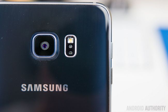Samsung Galaxy S6 Edge + -13